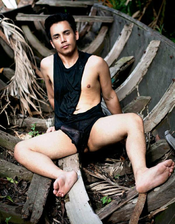 MAN-OMG-7---JOEY-RAINING-BOY